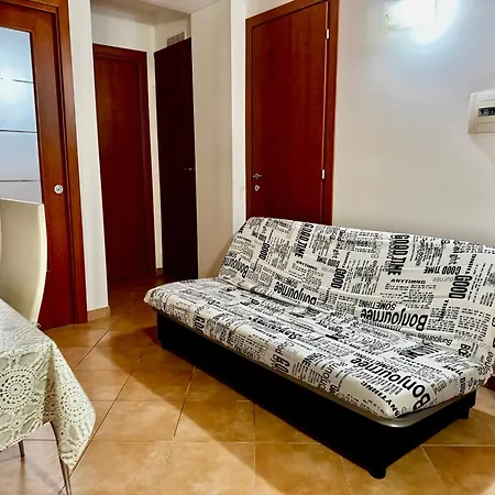 The House Of Castle Apartment Savona