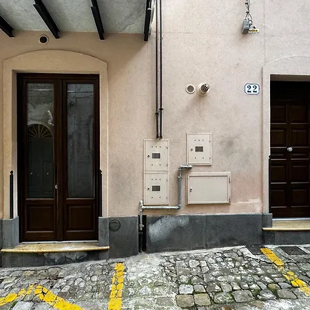 The House Of Castle Apartment *